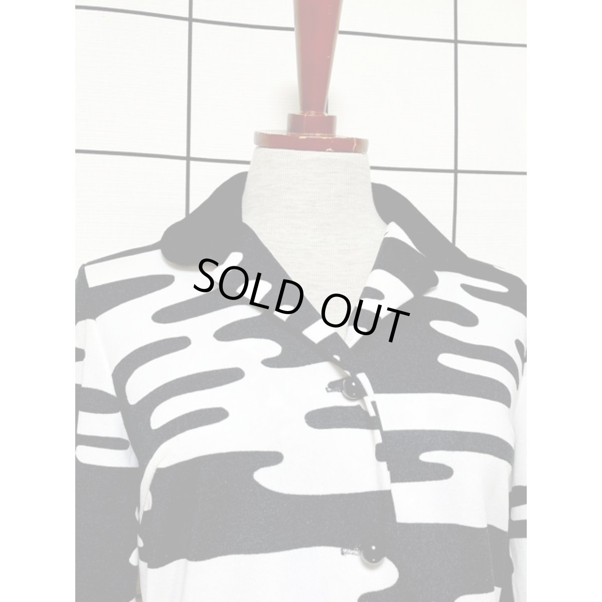 画像5: モノクロ アート柄 レトロ 長袖 ヨーロッパ古着 ヴィンテージワンピース (5)