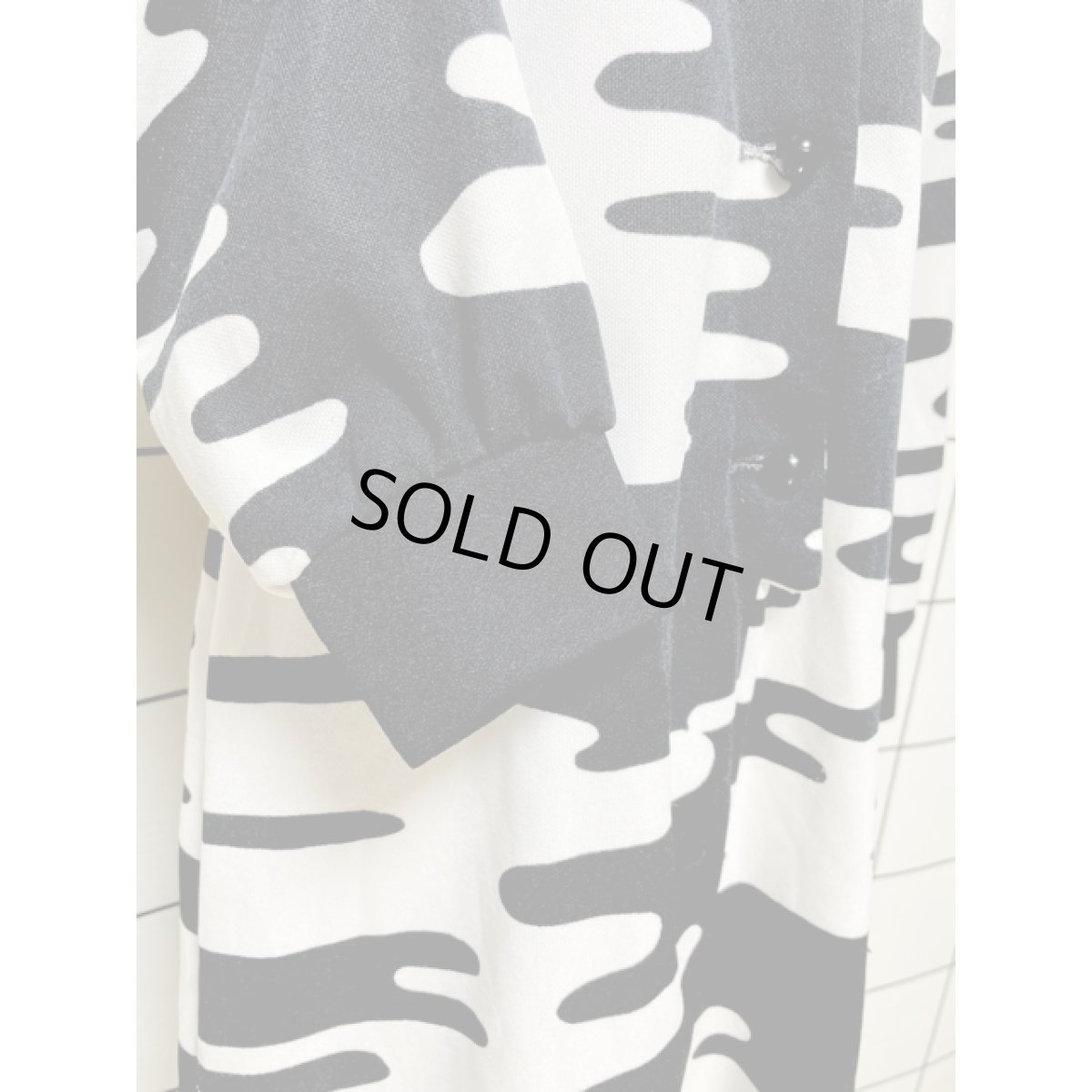 画像7: モノクロ アート柄 レトロ 長袖 ヨーロッパ古着 ヴィンテージワンピース (7)