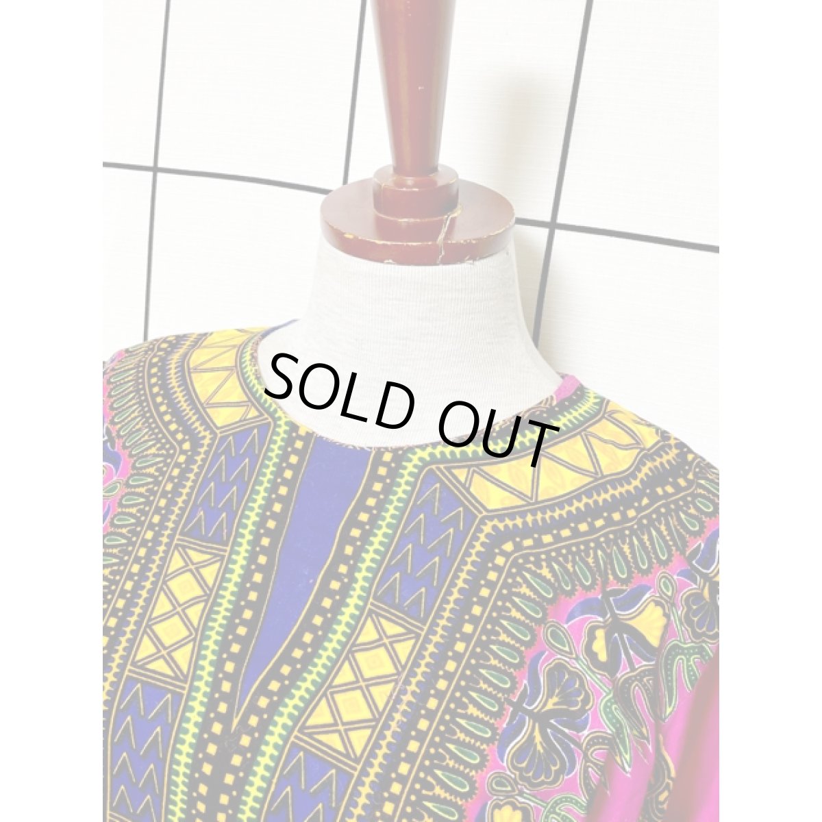 画像4: アフリカンバティック調 チュニック丈 レトロ古着 エスニック ヴィンテージワンピース (4)