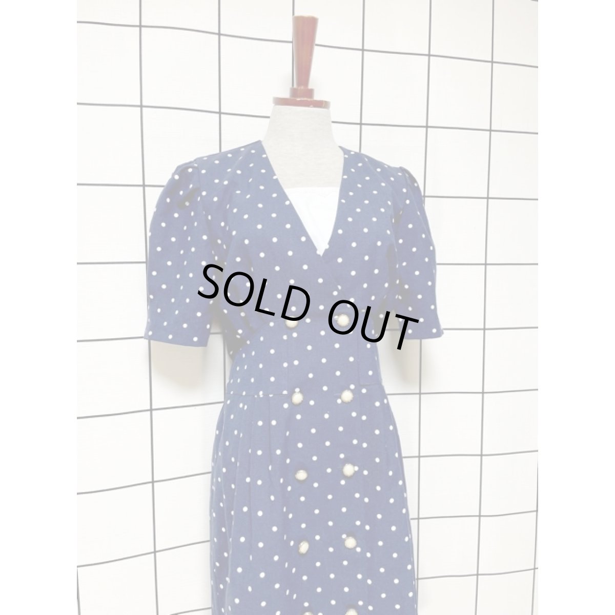 画像4: ドット 前開き ホワイト ネイビー レトロ USA古着 ヴィンテージワンピース (4)
