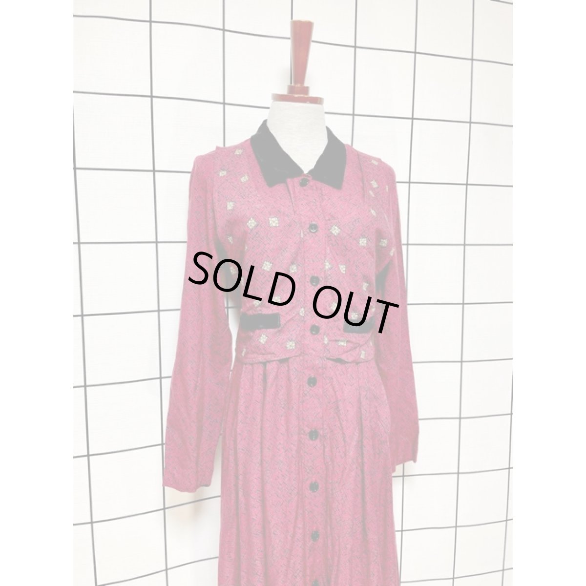 画像4: ベロア襟 レイヤード調 バックリボン レトロ USA古着 ヴィンテージワンピース (4)