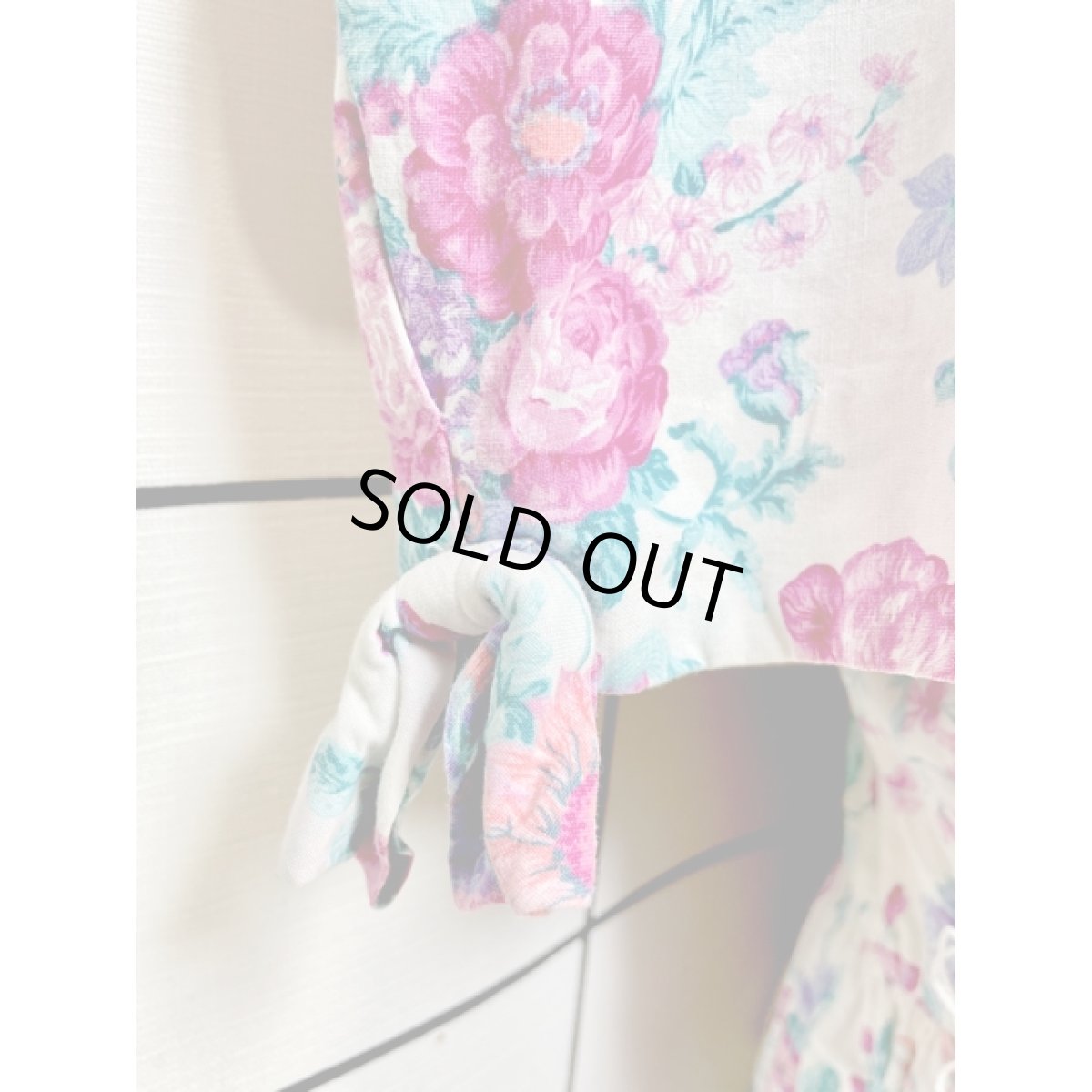 画像7: 花柄 袖先リボン レトロ USA古着 ヴィンテージワンピース (7)