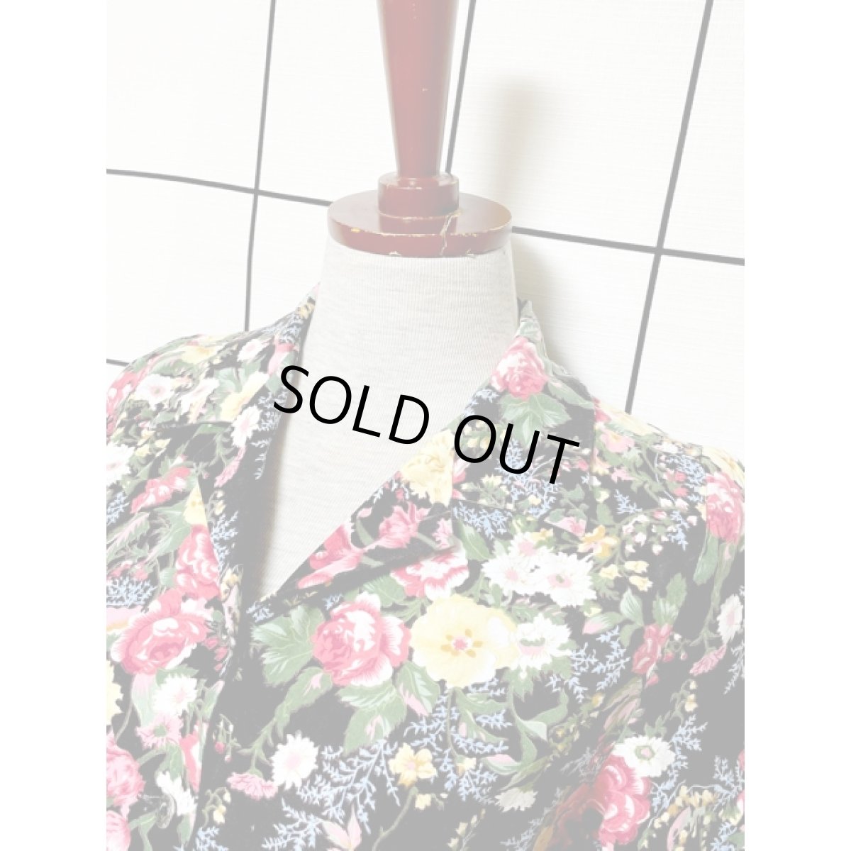 画像4: 花柄 ブラック レトロ USA古着 シャツ ヴィンテージブラウス (4)