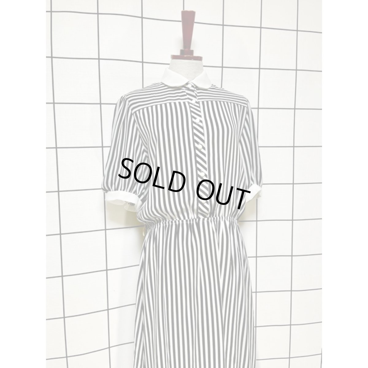 画像3: モノクロ ストライプ ウエストゴム レトロ USA古着 ヴィンテージワンピース (3)