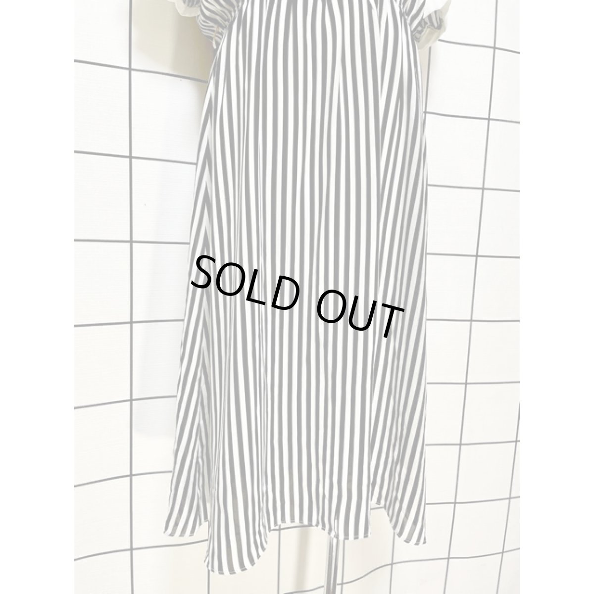 画像8: モノクロ ストライプ ウエストゴム レトロ USA古着 ヴィンテージワンピース (8)