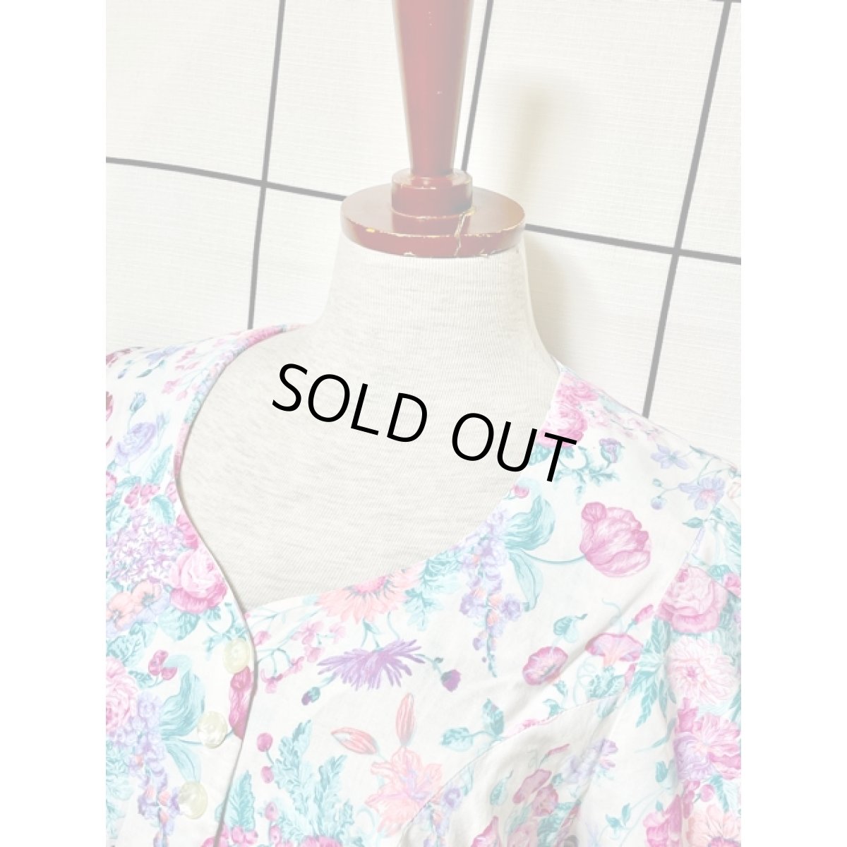 画像4: 花柄 袖先リボン レトロ USA古着 ヴィンテージワンピース (4)