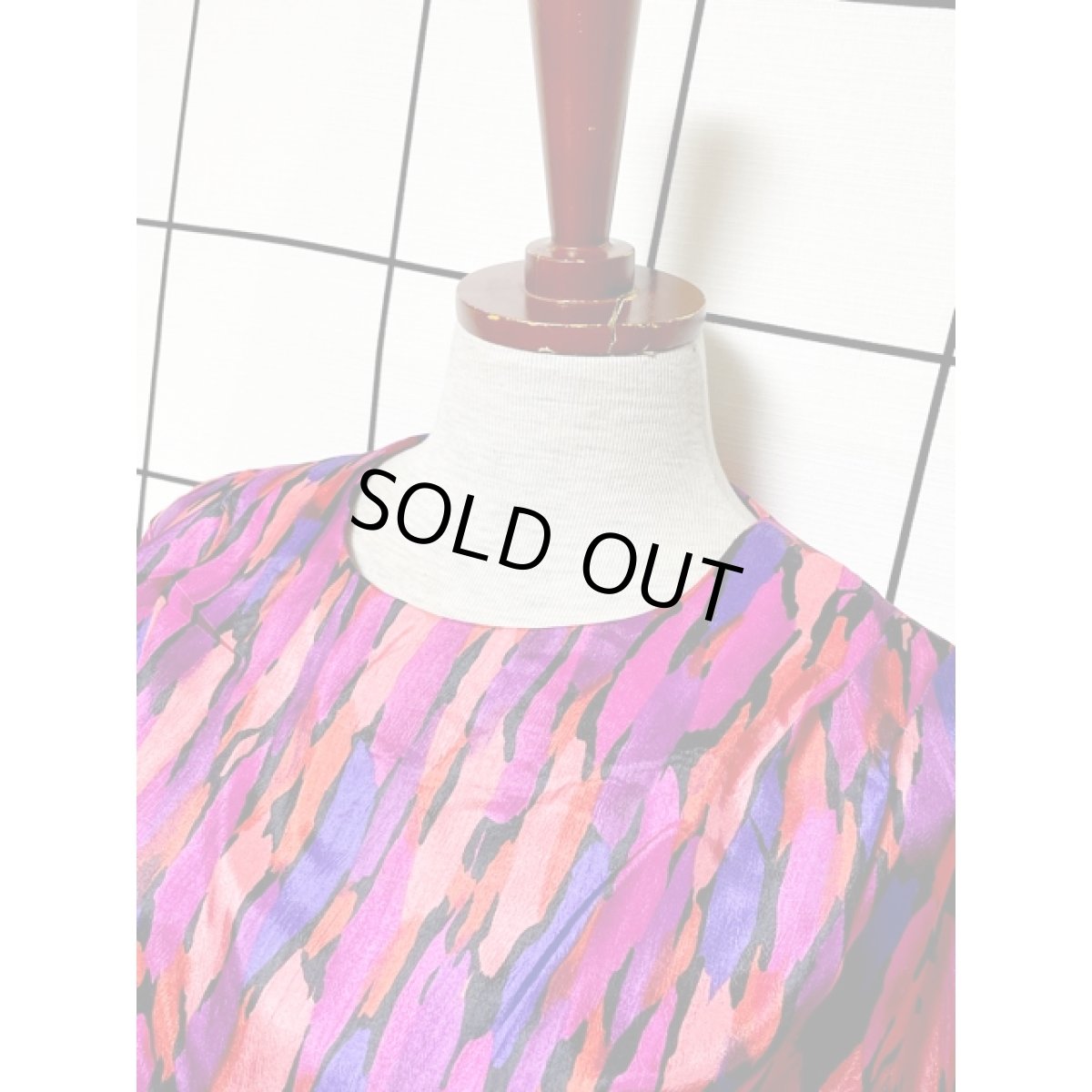 画像4: アート柄 ウエストゴム レトロ USA古着 ヴィンテージワンピース (4)