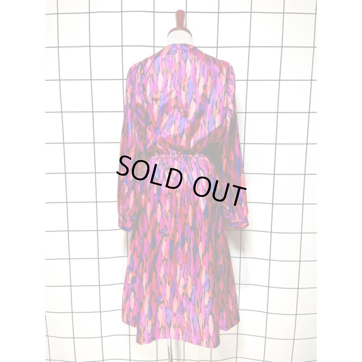 画像2: アート柄 ウエストゴム レトロ USA古着 ヴィンテージワンピース (2)