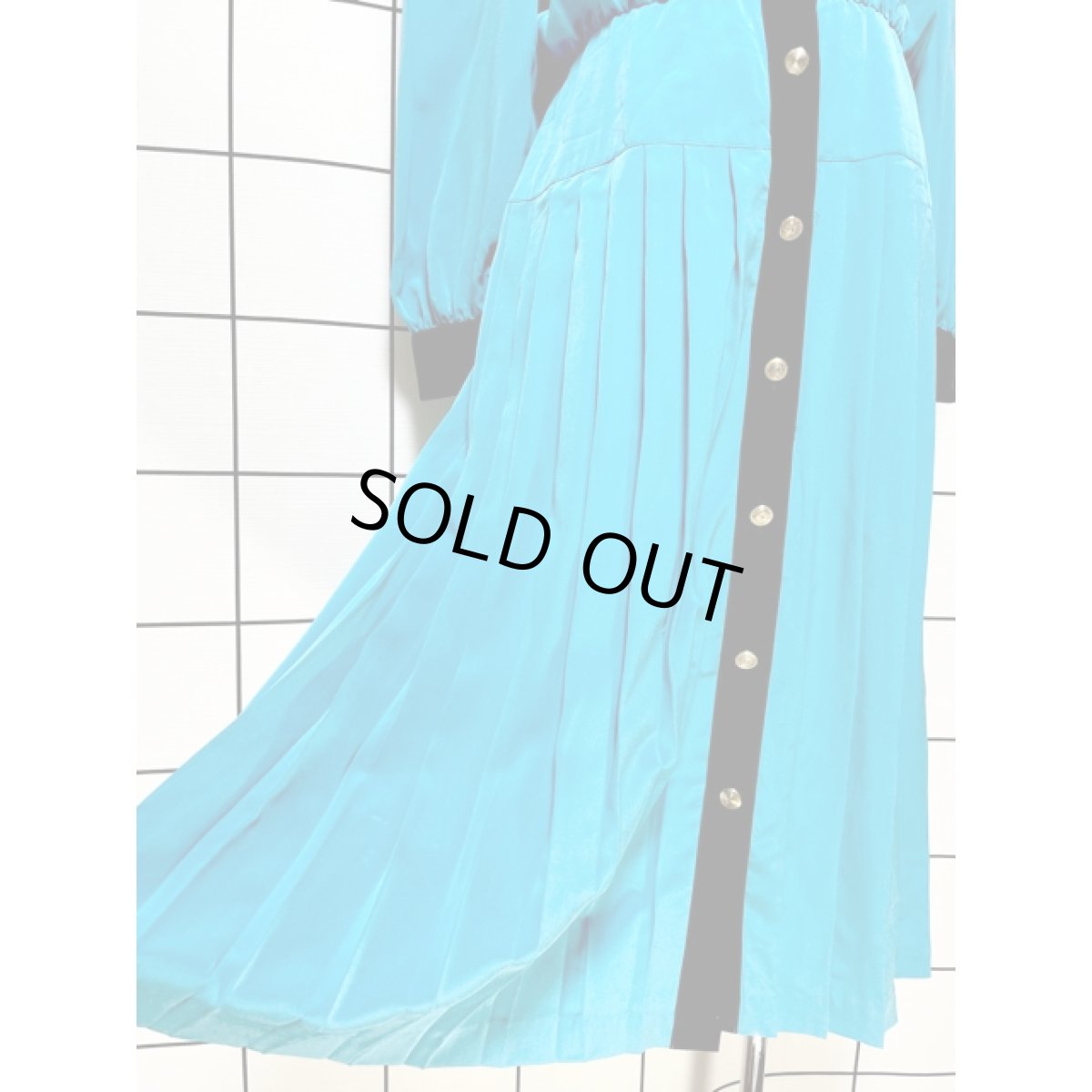 画像9: バイカラー プリーツ切り替え 前開き ウエストゴム レトロ USA古着 ヴィンテージワンピース (9)