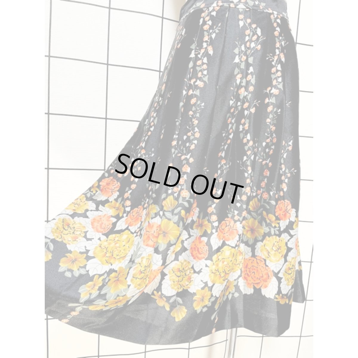 画像4: 花柄 ブラック レトロ USA古着 ヴィンテージスカート (4)