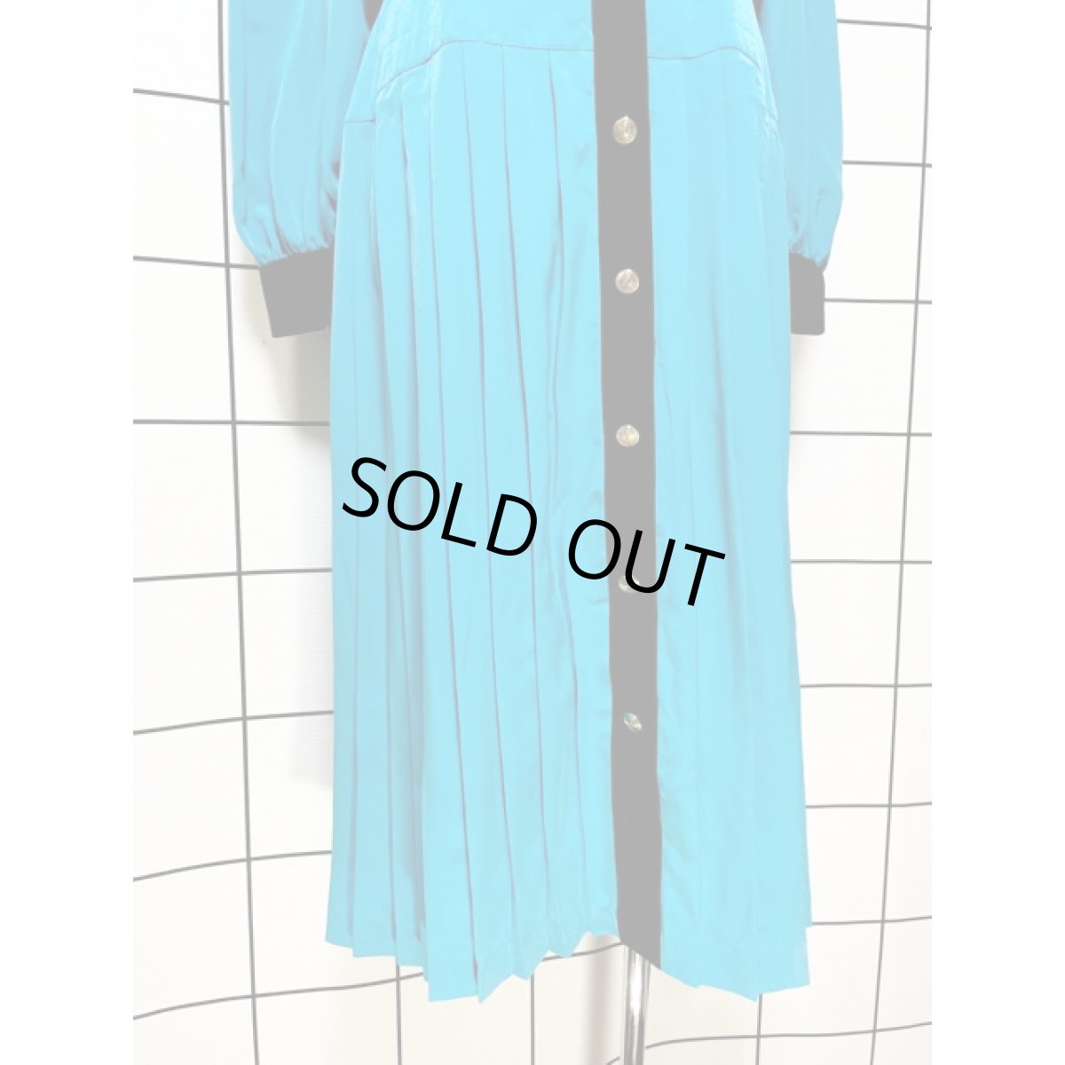 画像8: バイカラー プリーツ切り替え 前開き ウエストゴム レトロ USA古着 ヴィンテージワンピース (8)