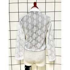 画像2: フランス ショート丈 レース ホワイト レトロ ヨーロッパ古着 ヴィンテージカーディガン (2)