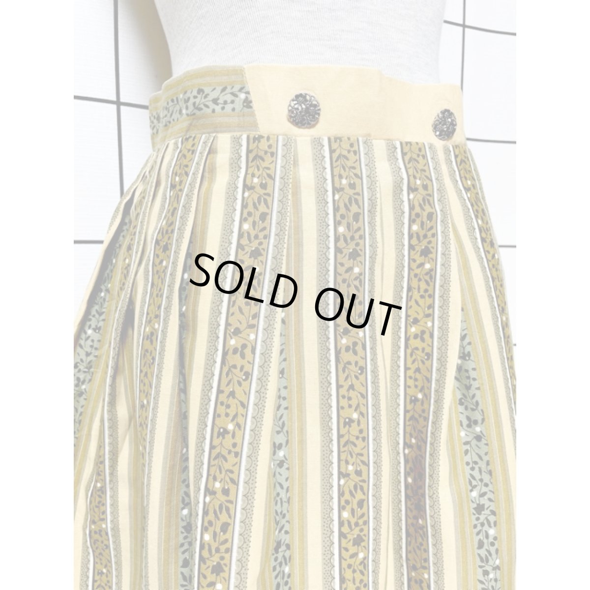 画像2: ストライプ 花柄 ドット ディアンドル チロルスカート ドイツ民族衣装 (2)