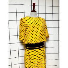 画像3: ドット柄 イエロー プリーツ切り替え ウエストゴム レトロ USA古着 ヴィンテージワンピース (3)