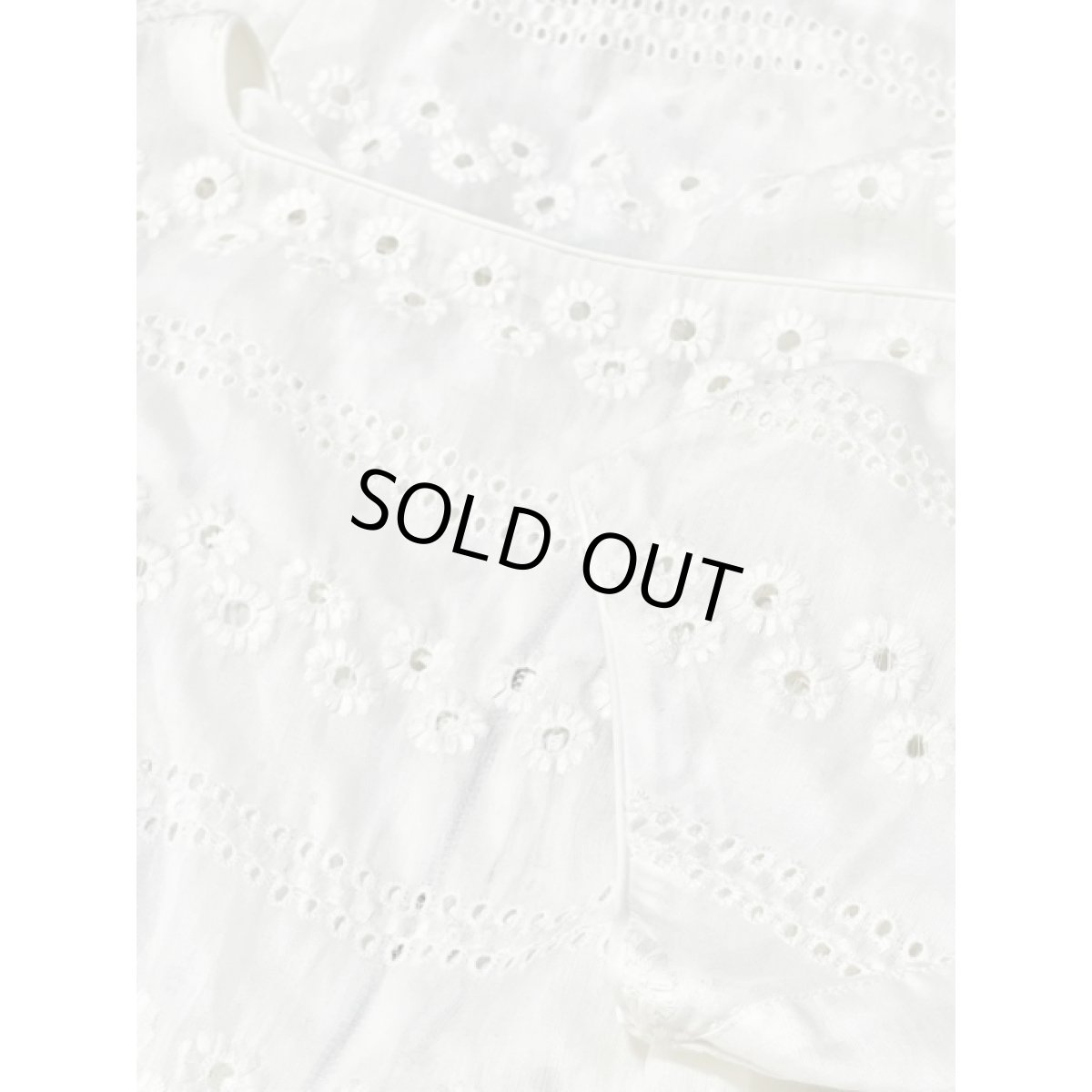 画像10: 花刺繍 ホワイト レトロ USA古着 ヴィンテージワンピース (10)