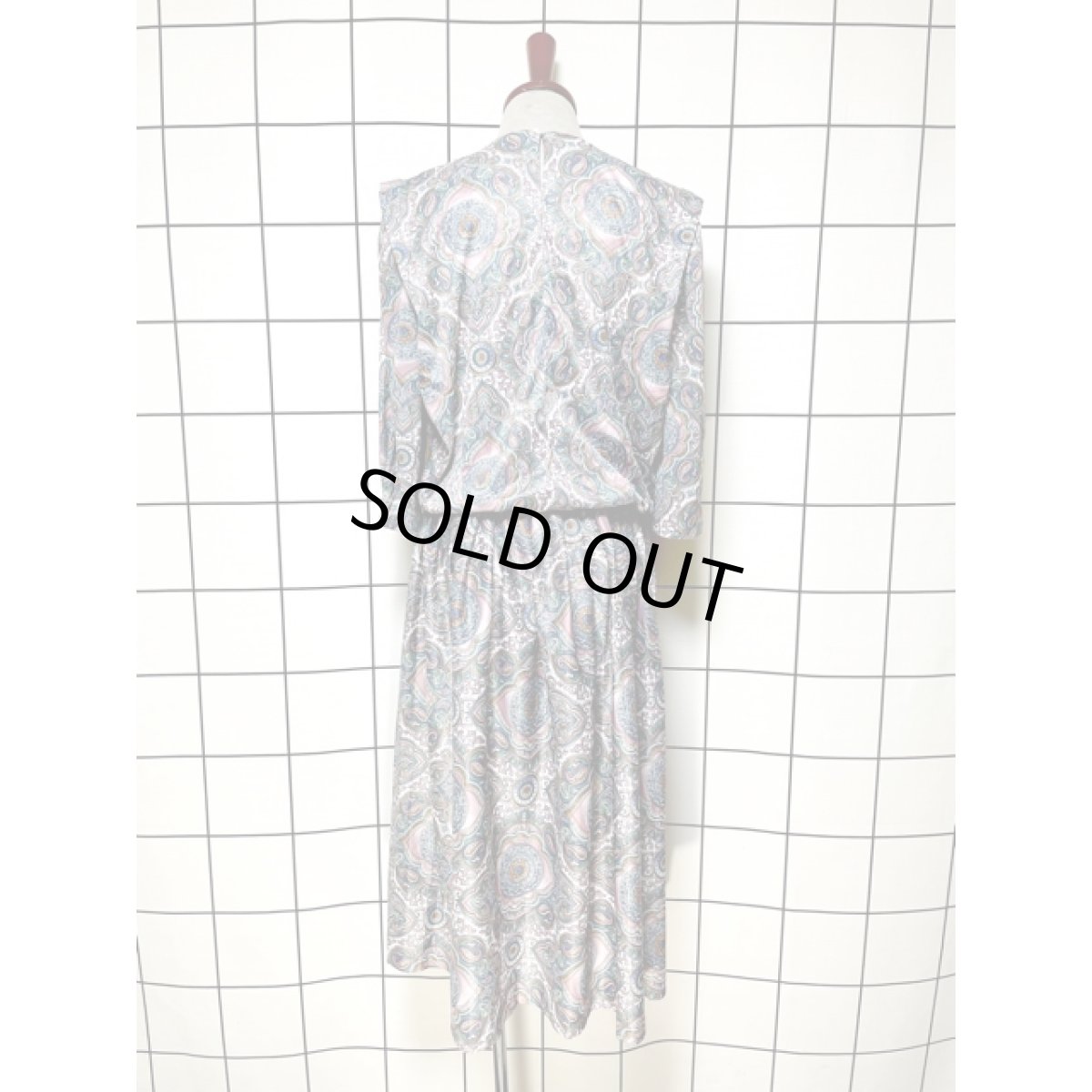 画像2: ペイズリー オリエンタル柄 ウエストゴム レトロ USA古着 ヴィンテージワンピース (2)