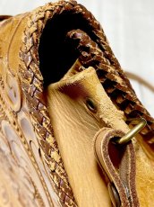 画像13: 型押し カービング レザー 彫り レディース ヴィンテージ ショルダーバッグ 鞄 (13)