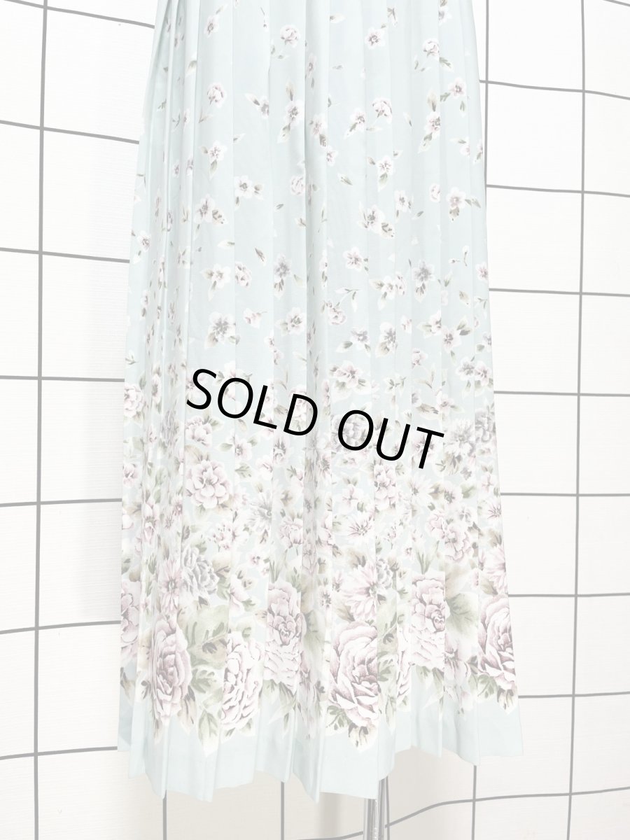 画像3: プリーツ 花柄 ウエストゴム レトロ USA古着 ヴィンテージスカート (3)