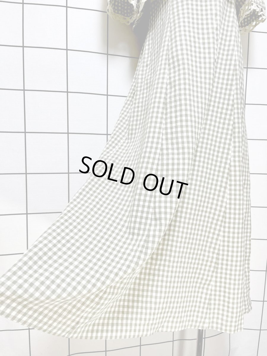 画像10: ギンガムチェック レース ティアード調 バックリボン レトロ USA古着 ヴィンテージワンピース (10)