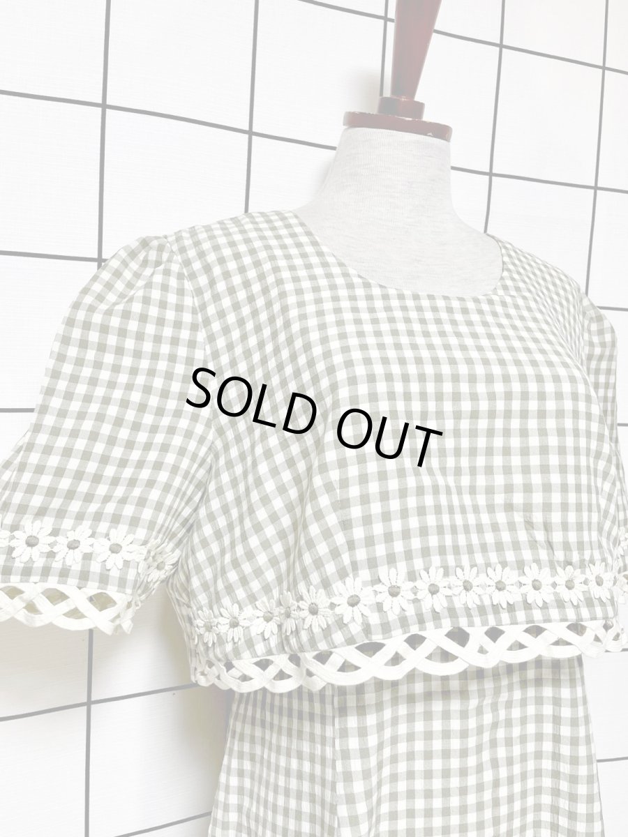 画像7: ギンガムチェック レース ティアード調 バックリボン レトロ USA古着 ヴィンテージワンピース (7)