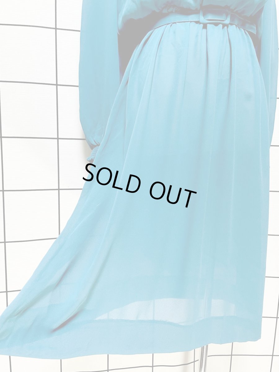 画像10: フリル装飾 ベルト付 無地 UNIONMADE ウエストゴム レトロ USA古着 ヴィンテージドレス (10)