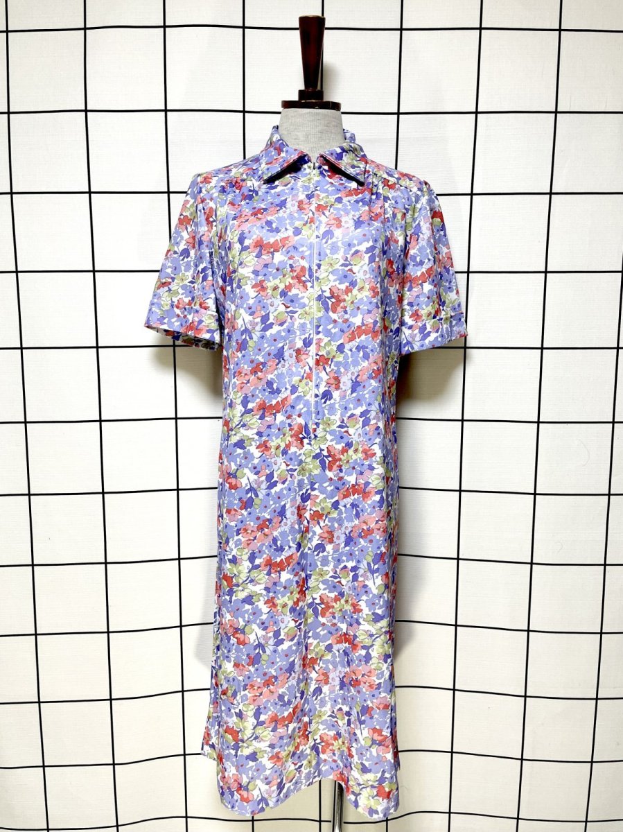 画像1: フロントジッパー 花柄 レトロ ヨーロッパ古着 ヴィンテージワンピース (1)