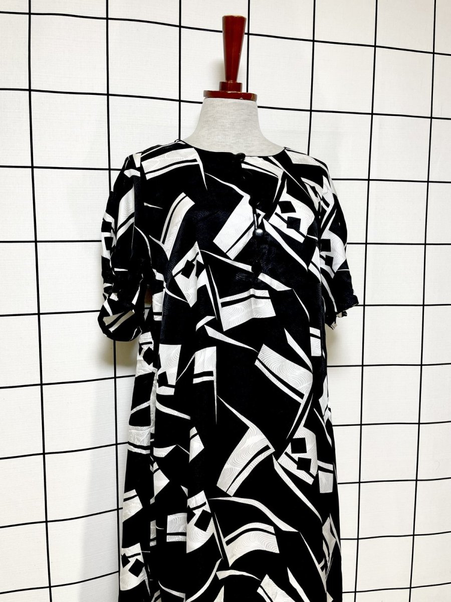 画像3: スクエア モノクロ レトロ USA古着 ヴィンテージワンピース (3)