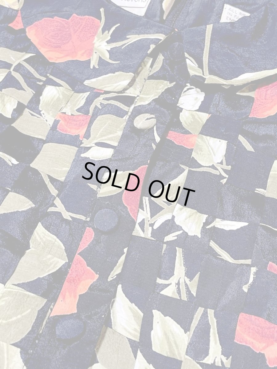 画像11: 花柄 フロント編み上げ調 レイヤード風 ブラック レトロ USA古着 ヴィンテージワンピース (11)