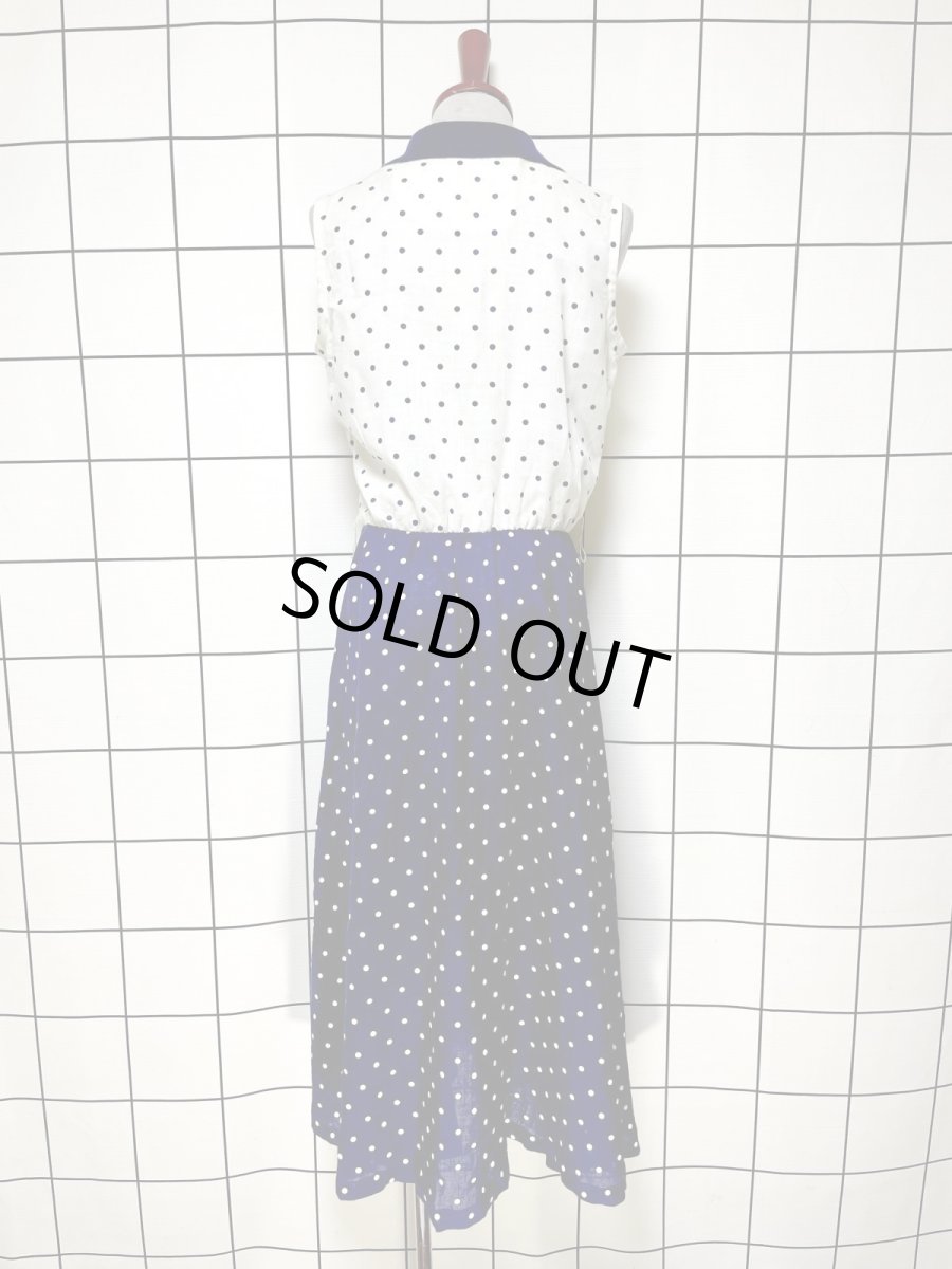画像2: ドット ホワイト ネイビー ノースリーブ USA古着 レトロ ヴィンテージワンピース (2)