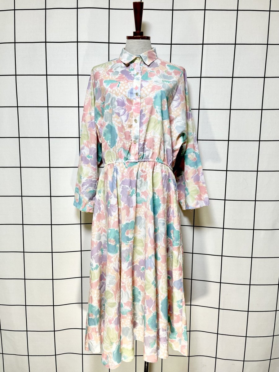 画像1: 花柄 ウエストゴム レトロ USA古着 ヴィンテージワンピース (1)