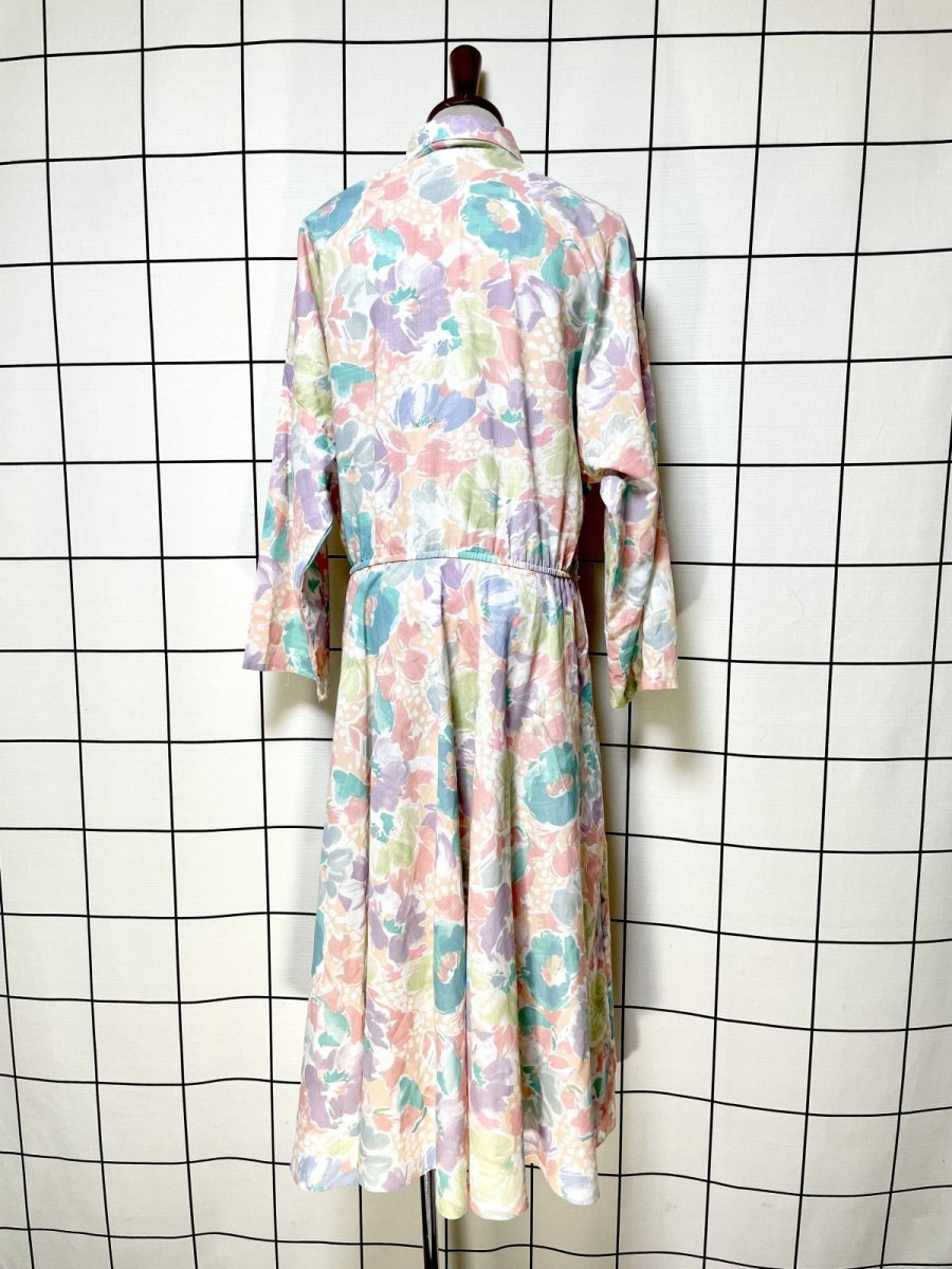 画像2: 花柄 ウエストゴム レトロ USA古着 ヴィンテージワンピース (2)