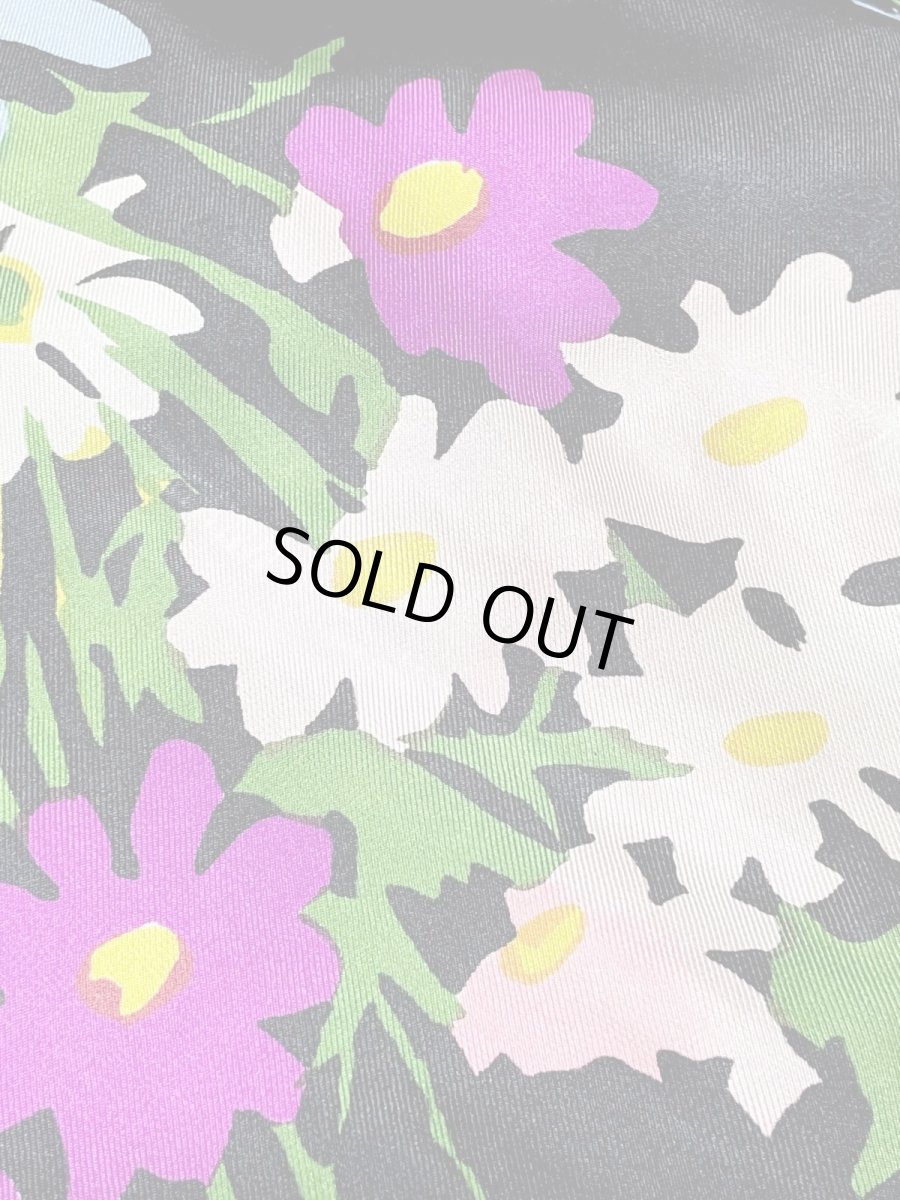 画像10: 花柄 ブラック カラフル レトロ USA古着 ヴィンテージワンピース (10)