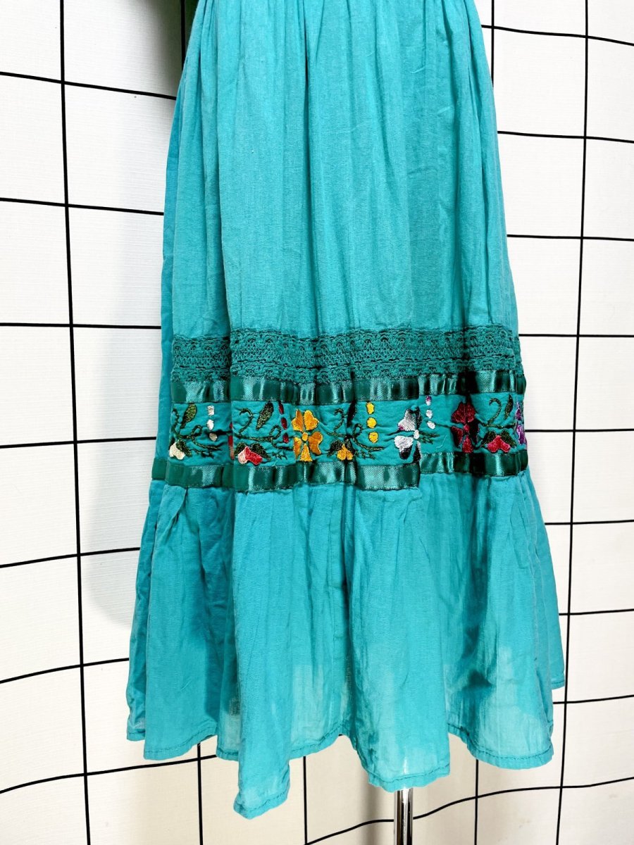 画像8: メキシカン花刺繍 レース サテンテープ ノースリーブ レトロ  USA古着 ヴィンテージワンピース (8)