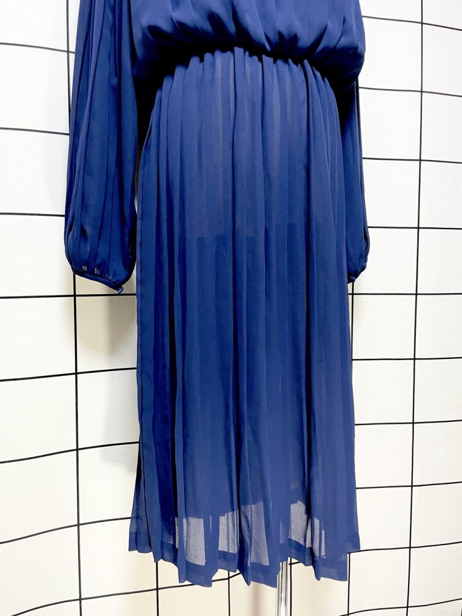 画像10: パーティー衣装にもおすすめ オールプリーツ ネイビー ウエストゴム レトロ USA古着 ヴィンテージドレス (10)