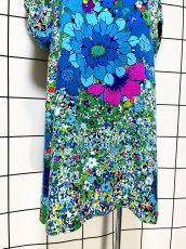 画像10: Hawaii レトロポップ サイケ 花柄 レトロ USA古着 ヴィンテージワンピース (10)