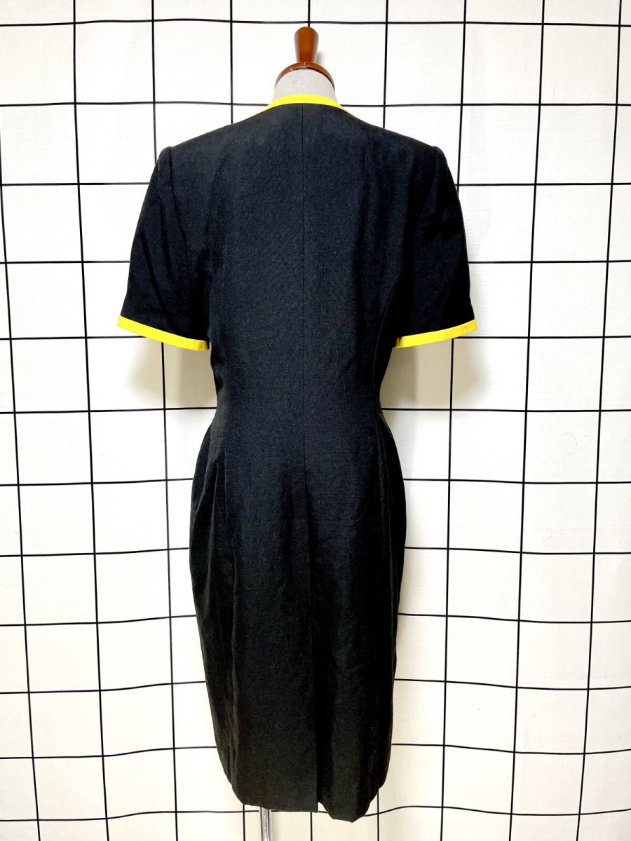 画像2: バイカラー ブラック イエロー 前開き 無地 レトロ ヨーロッパ古着 ヴィンテージワンピース (2)