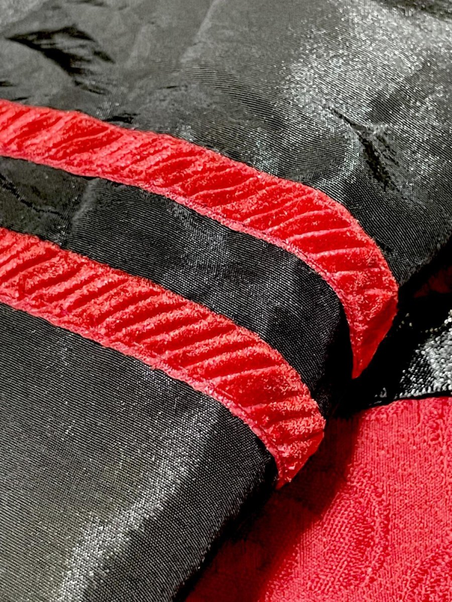 画像13: 花織模様 スパンコール レッド ブラック フロントジッパー ノースリーブ ディアンドル チロルワンピース (13)