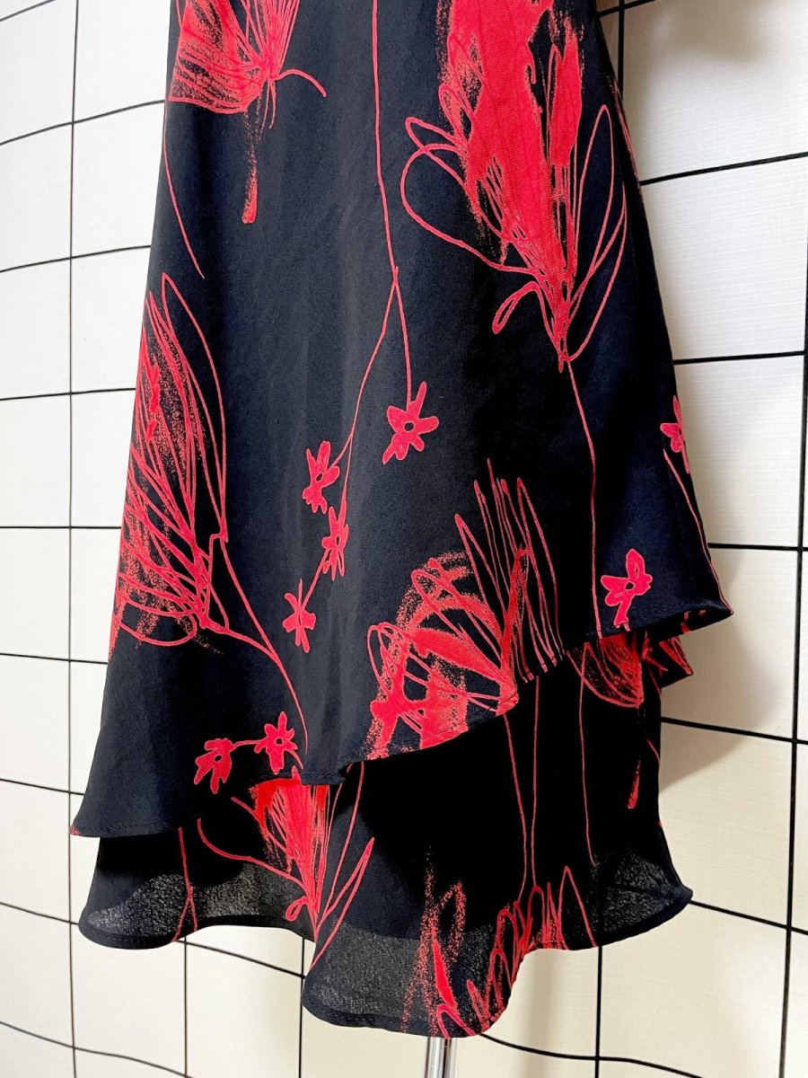 画像10: ティアード ブラック レッド アート柄 半袖 レトロ USA古着 ヴィンテージワンピース (10)