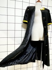 画像9: バイカラー ブラック イエロー 前開き 無地 レトロ ヨーロッパ古着 ヴィンテージワンピース (9)
