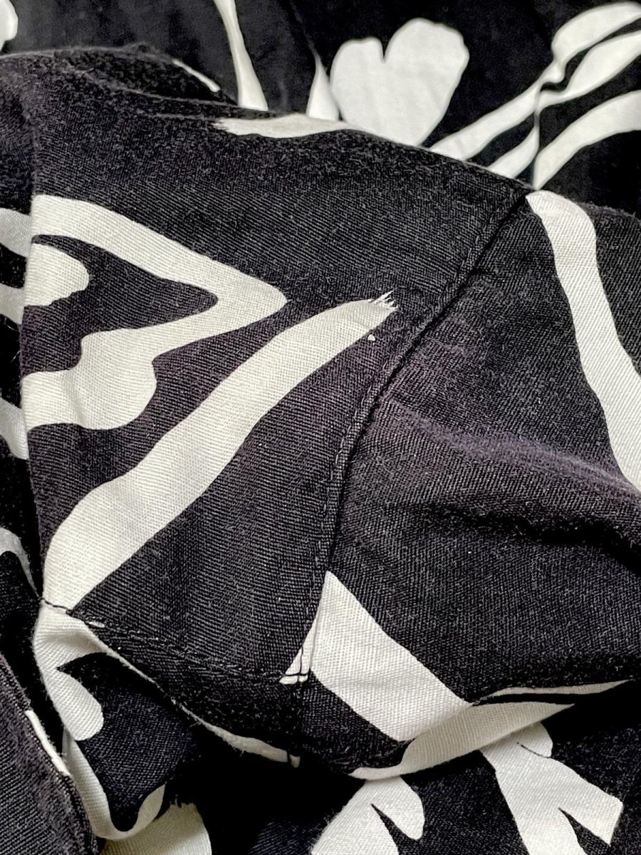 画像15: レトロモダン ホワイト ブラック モノクロ ウエストゴム レトロ USA古着 ヴィンテージワンピース (15)