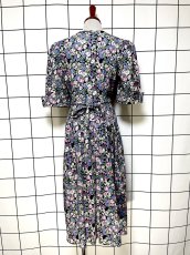画像2: 花柄 後ろリボン レトロ USA古着 ヴィンテージワンピース (2)