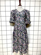 画像1: 花柄 後ろリボン レトロ USA古着 ヴィンテージワンピース (1)