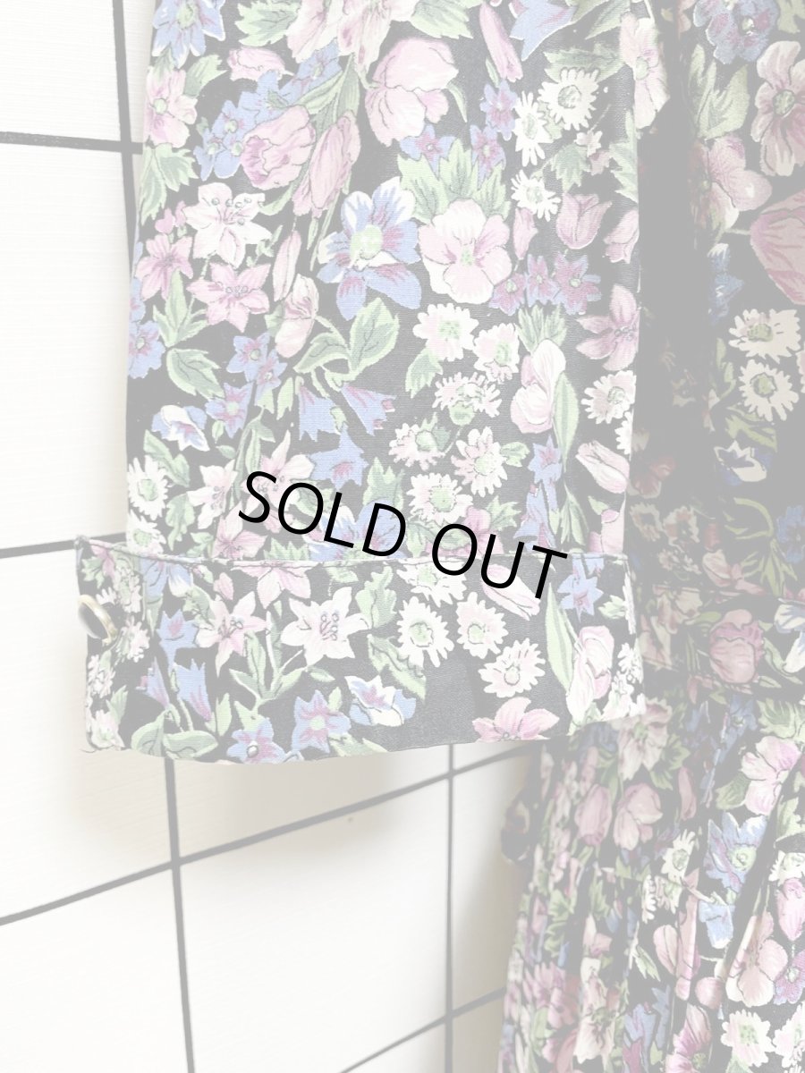 画像9: 花柄 後ろリボン レトロ USA古着 ヴィンテージワンピース (9)