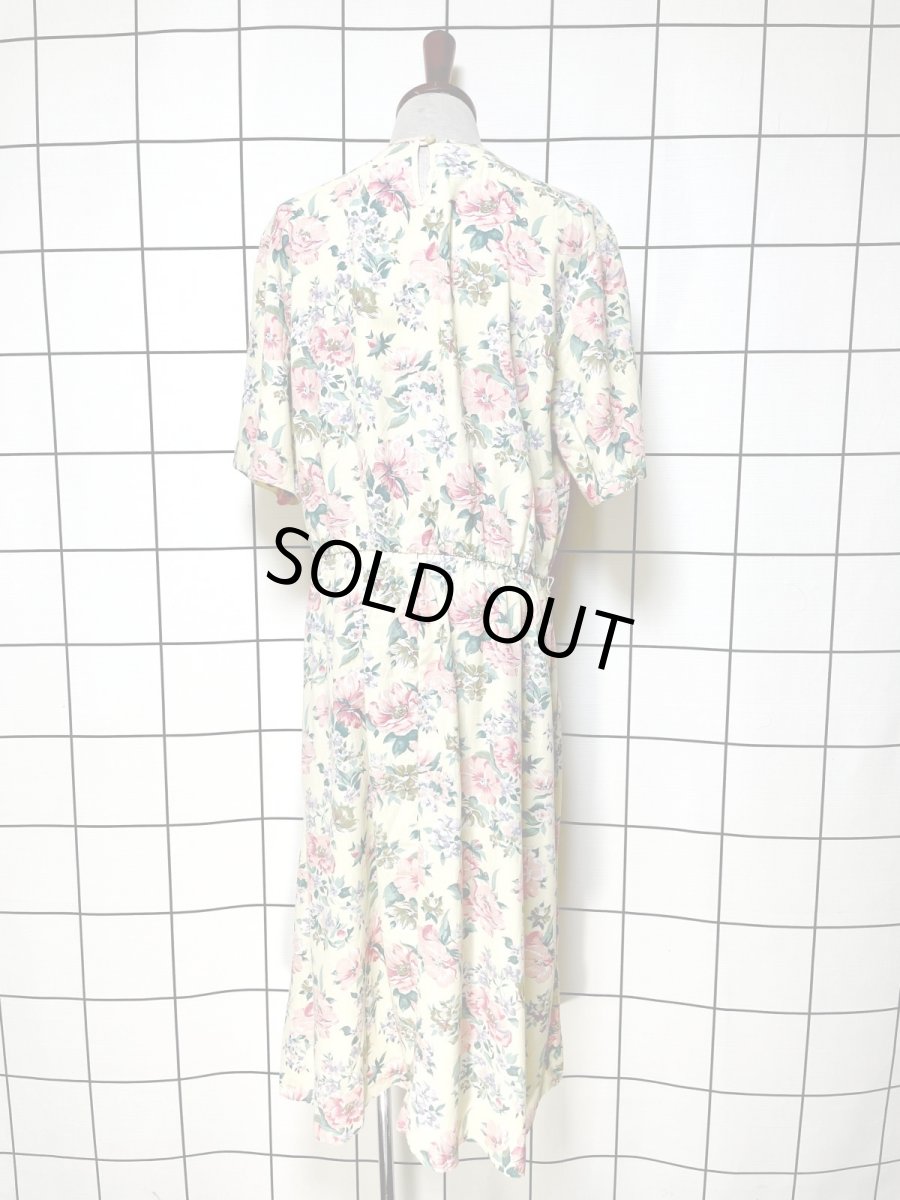 画像2: 花柄 レトロ USA古着 ヴィンテージワンピース (2)