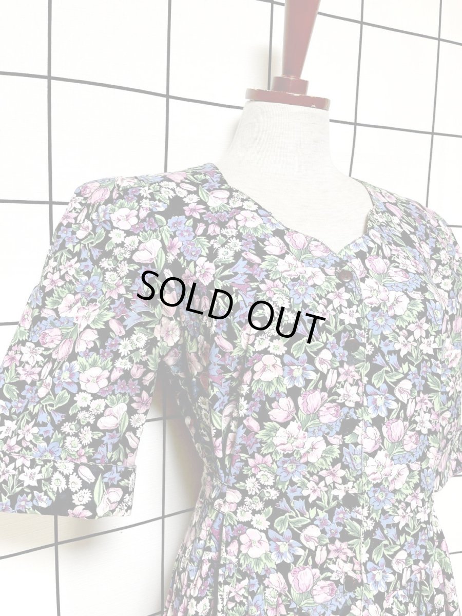 画像8: 花柄 後ろリボン レトロ USA古着 ヴィンテージワンピース (8)