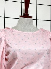 画像5: 小花柄 ピンク ベルト紐付 パフスリーブ ウエストゴム レトロ USA古着 ヴィンテージワンピース  (5)