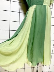画像11: アシンメトー バイカラーウエストゴム レトロ USA古着 ヴィンテージワンピース (11)