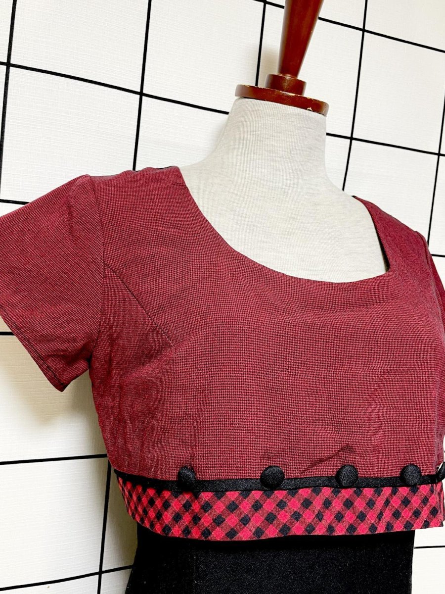 画像7: レイヤード風 ブラック レッド チェック柄 バックリボン レトロ USA古着 ヴィンテージワンピース (7)