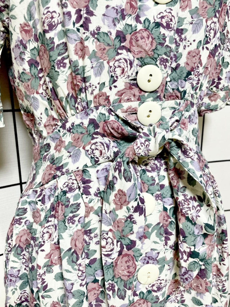 画像7: 花柄 前開き ウエストリボン レトロ USA古着 ヴィンテージワンピース (7)
