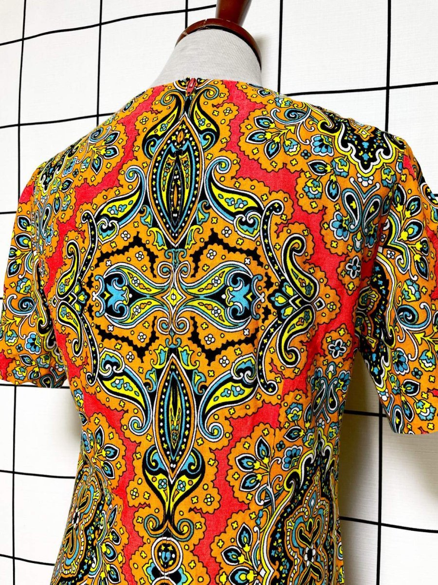 画像3: ペイズリーモチーフ レトロサイケ ヨーロッパ古着 ヴィンテージワンピース (3)